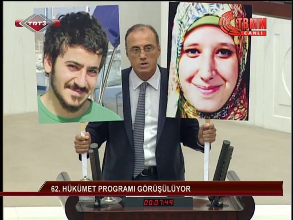 CHP'li Hurşit Güneş'in Ali İsmail Korkmaz ve Mısırlı Esma resimleri ile yaptığı konuşma