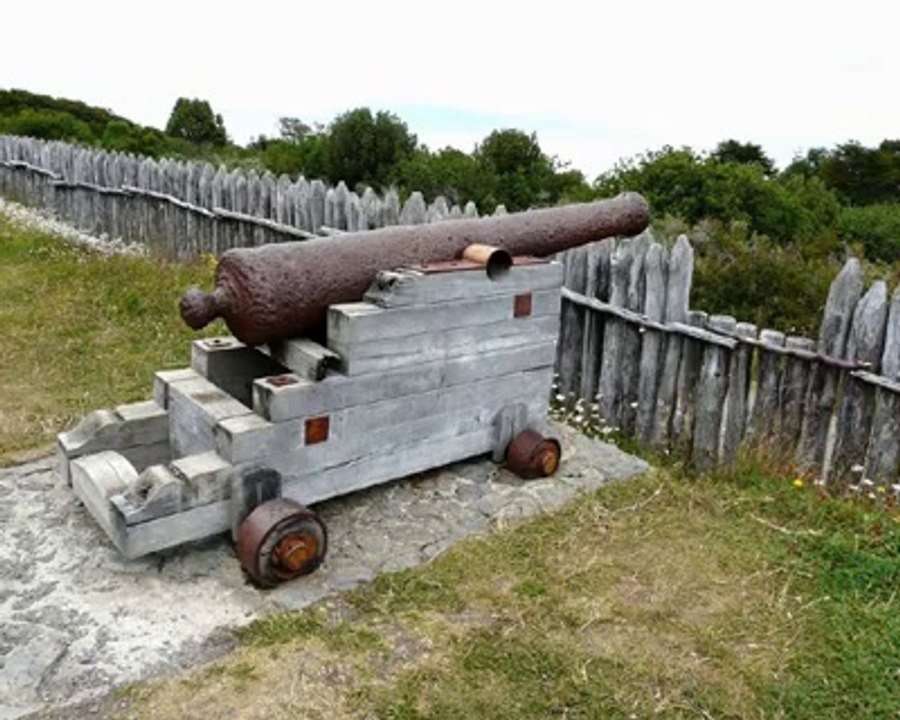 FUERTE BULNES - C. REYNALS
