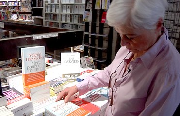 Livre de Trierweiler : les coulisses de la mise en vente en librairie