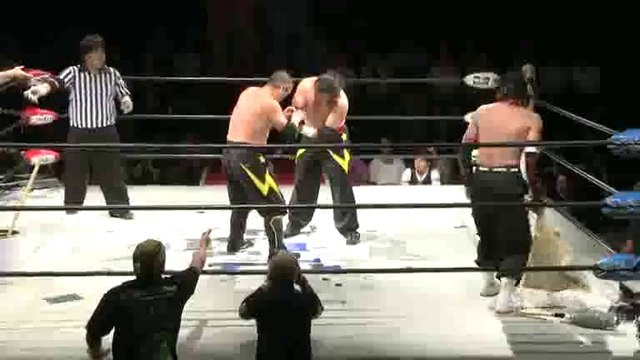 Kankuro Hoshino & Masato Inaba vs. Yuko Miyamoto & Isami Kodaka (BJW)