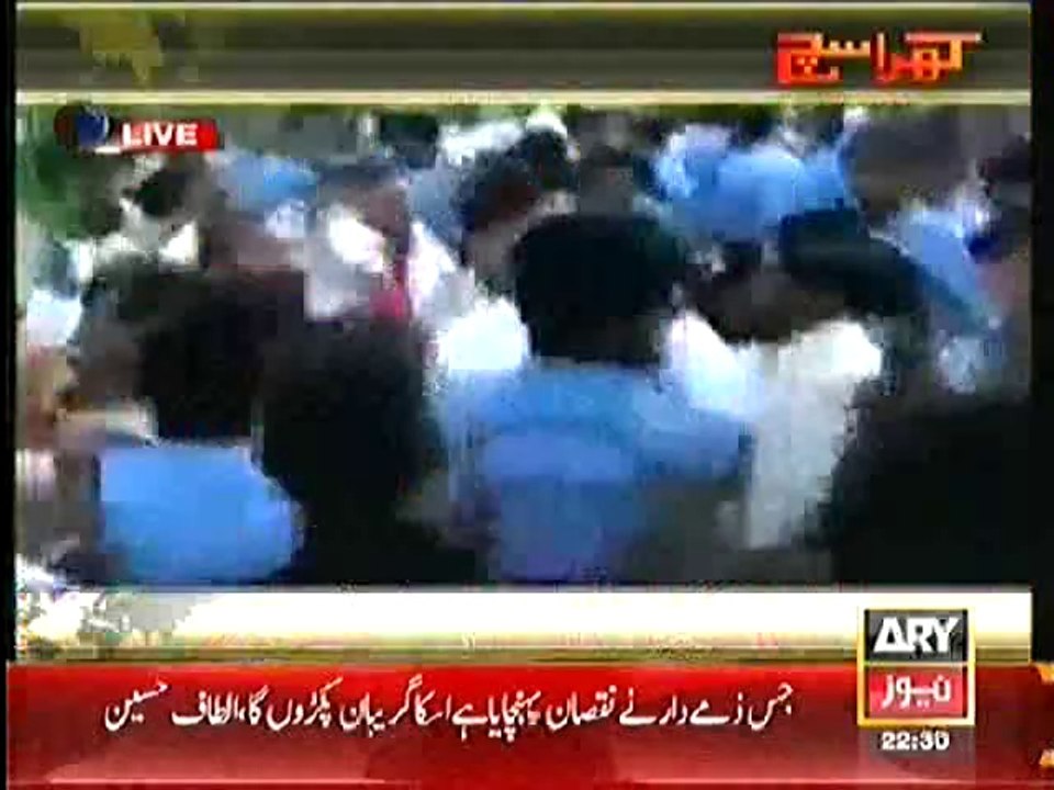 Mubasher Lucman Showing how GEO used to Report against PMLN when they were not in Power