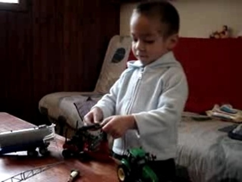 Mendy et les tracteurs