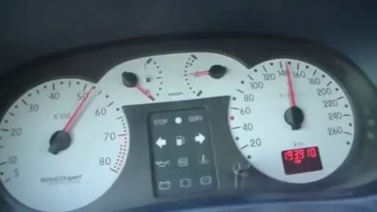4.Viteste 220 Km Hız Yapan Clio