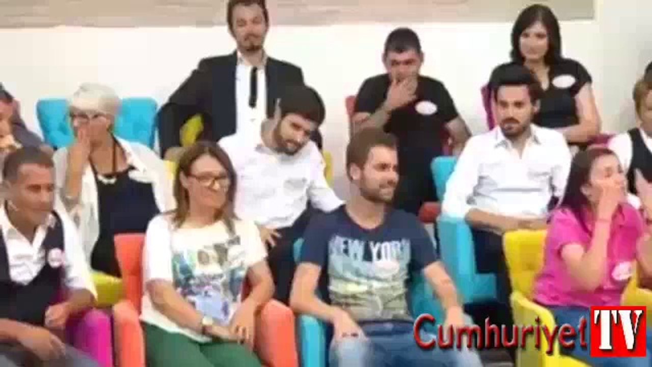 Esra Erol'un evlenme programında kavga çıktı