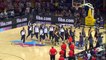 L'équipe de Basket de New Zealands fait son Haka face aux USA