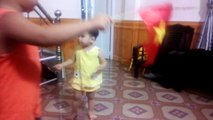 two kids hold flags dancing and singing! Amazing!!! Part2