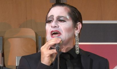 Olivier Py chante Miss Knife : "Ne parlez pas d'amour" | Le Live de la Matinale