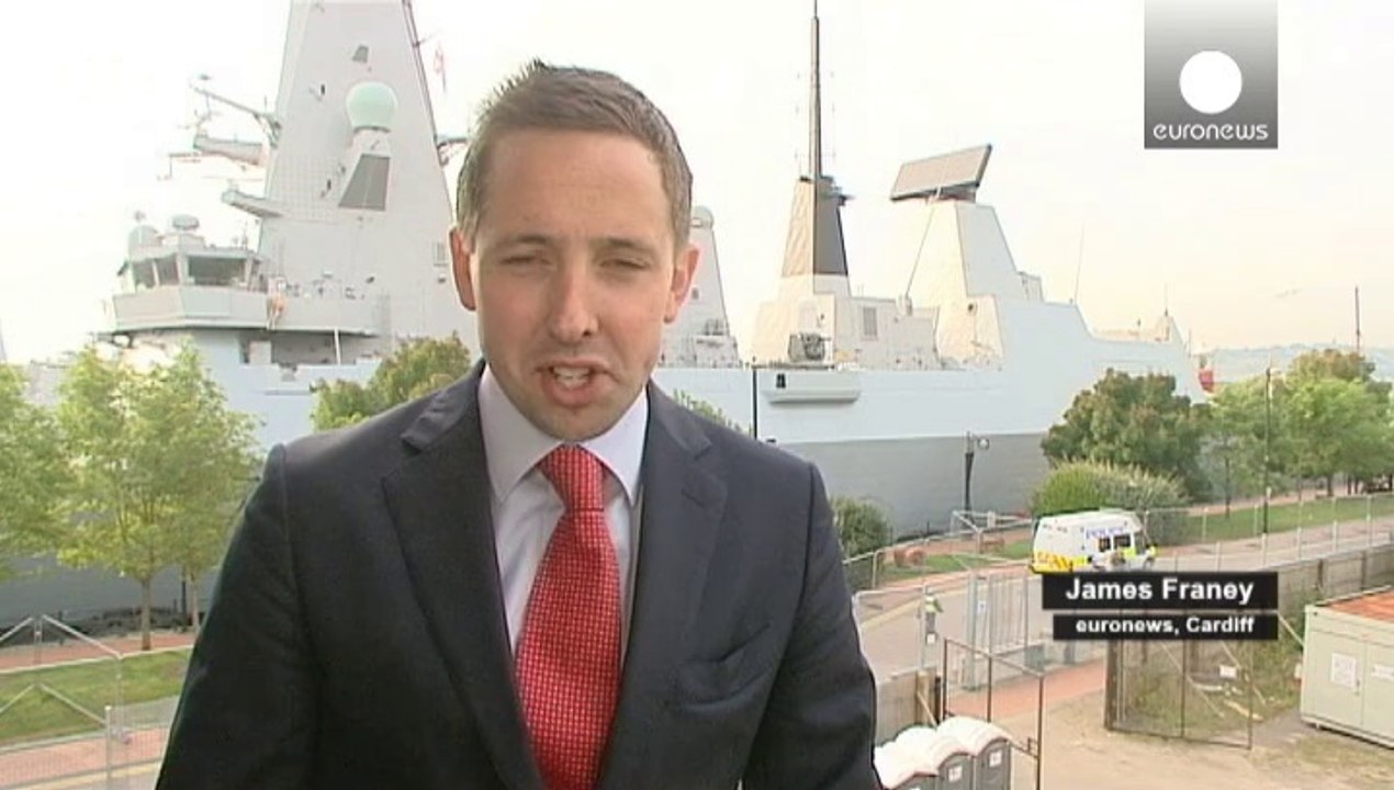 Rusya ile çatışma istemeyen NATO Ukrayna'yı kapının dışına tutuyor