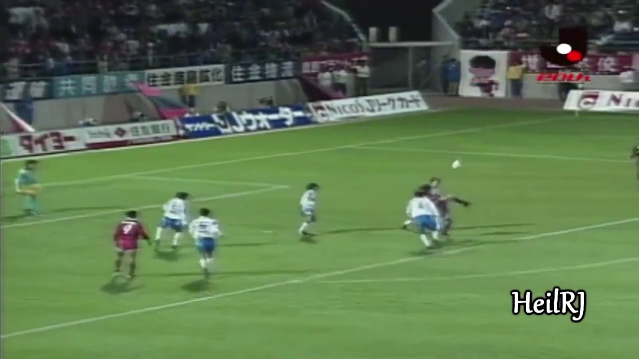 Compilation des Meilleurs joueurs de foot : Maradona ● Ronaldinho ● Messi ● Ronaldo ● Zidane ● Ibrahimovic ● Bergkamp