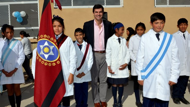(Salta a la Vista) Inauguración de la Escuela Nº 4848 en Atocha, San Lorenzo y cabalgata en homenaje al Gral. Martín Miguel de Güemes