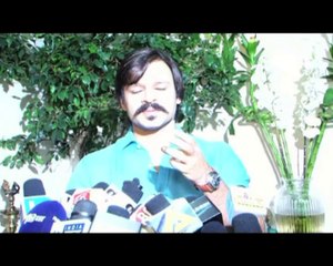 Your blood can save lives Vivek Oberoi