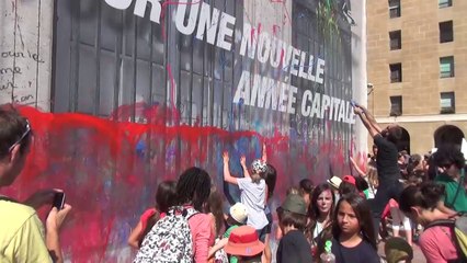Quand les Minots repeignent la Mairie de Marseille...