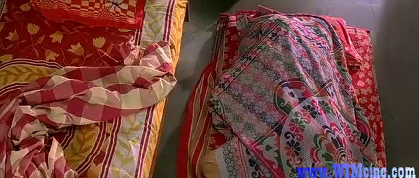 Mere Dost Picture Abhi Baaki Hai (2012)_clip1