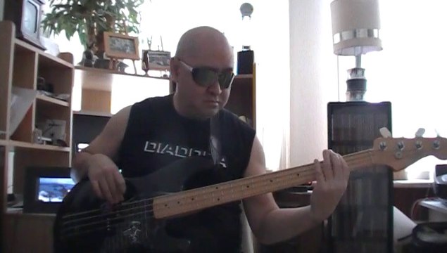 That's the way of the world Earth Wind & Fire bass cover Bob Roha