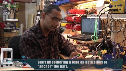 Ben Heck's DIY Cell Phone Part 2 - The Ben Heck Show