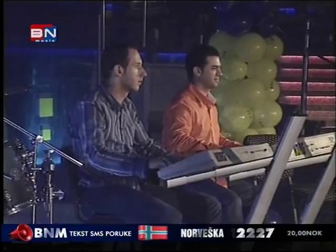 Crni - Sto cu casa polomiti