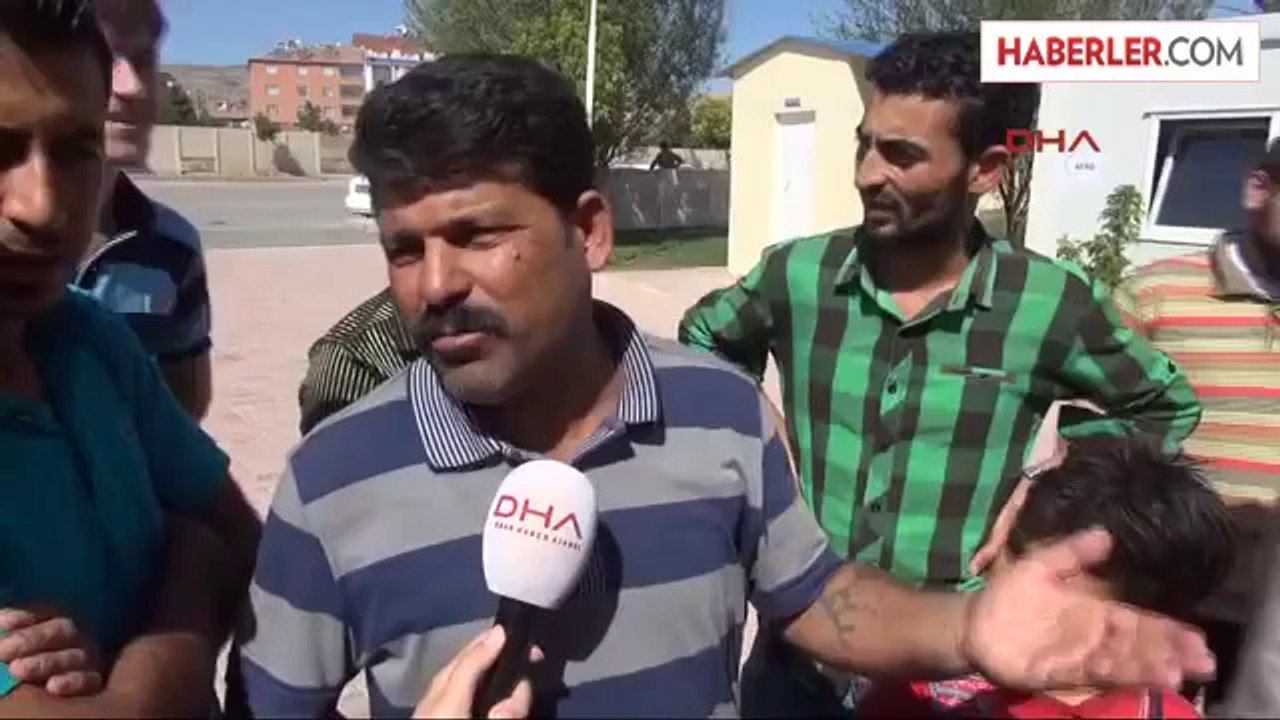 İç Savaştan Kaçan Suriyeli Gençler, Elazığ'da Evlendi