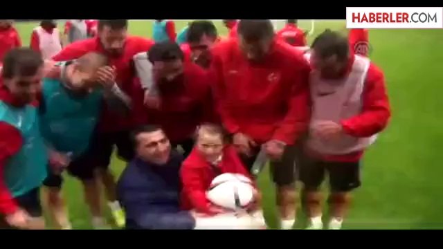 Milli Takım'da Semih Kaya ile Oğuzhan Özyakup, Kadrodan Çıkarıldı