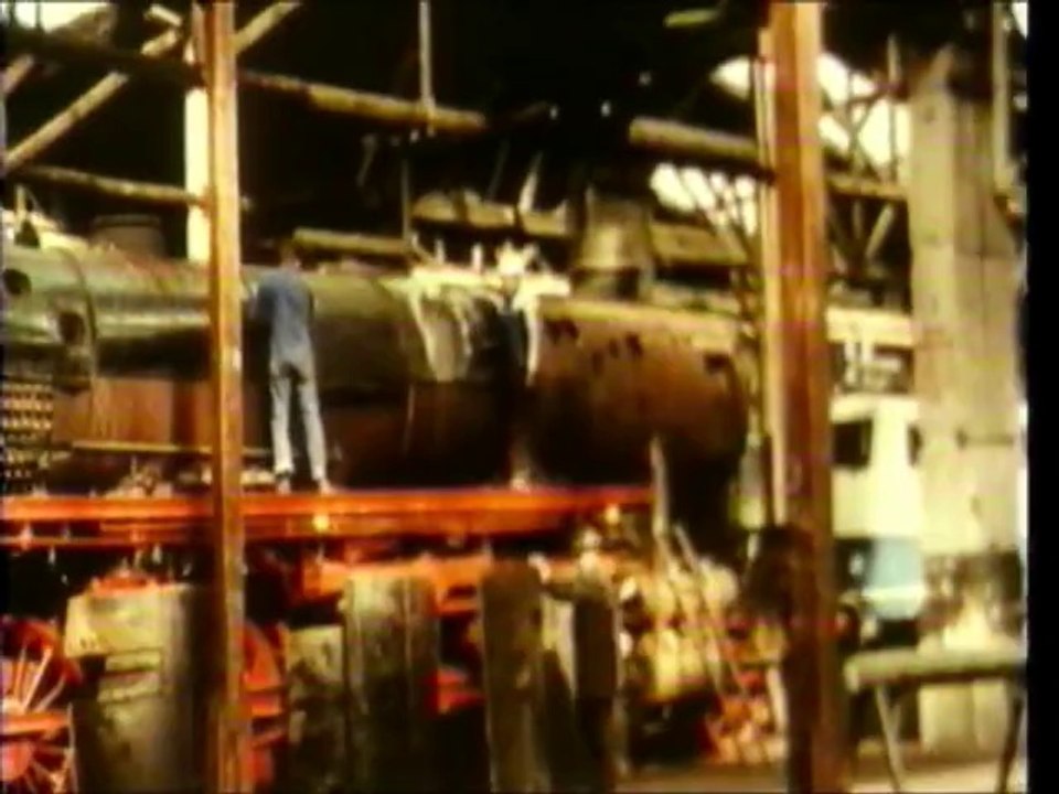 Die 41 018 mit Volldampf ueber Berg und Tal