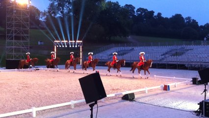 Garde républicaine et Sylvie Willms