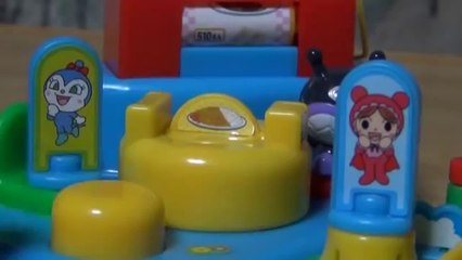 アンパンマン つなげてなかよしタウン ばいきんまんとレストラン