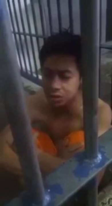 Magnifique récitation du coran par un Rohingya en prison