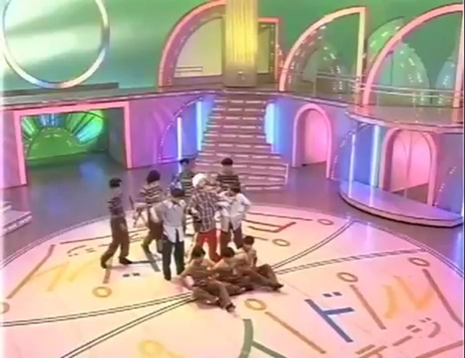 SMAP perf - Idol On stage - Shingo solo