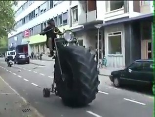 Gülermisin ağlarmısın bilemedim Siz nedersiniz