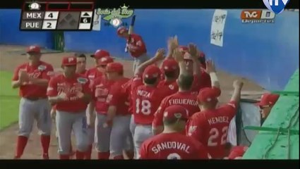 HomeRun de Douglas Clark de Diablos Rojos del Mexico 06-09-2014