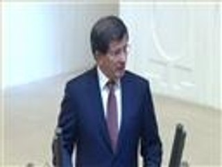 حكومة داود أوغلو تفوز بثقة البرلمان التركي