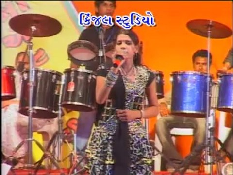Huto Tane Vary Re Jau Maniyara - Singer - Rajal Barot