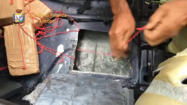 Ancona - L'eroina sbarca al Porto (06.09.14)