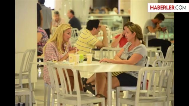 Pınar Altuğ'un Kızı Su Annesini Reddetti