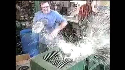 Herşeyi Yutan Makine!