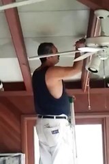 Interior wallpaper removal