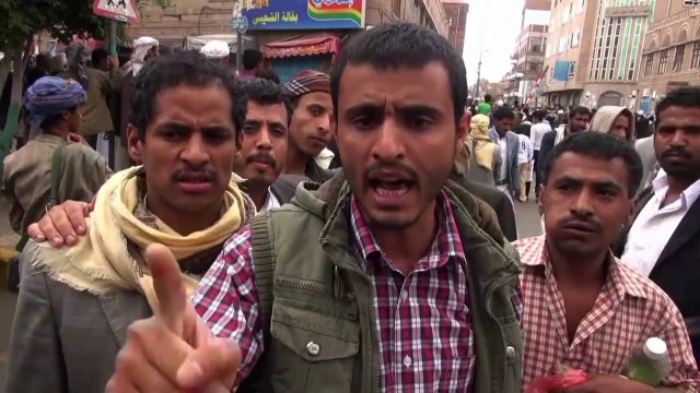 Yemeni police open fire on anti-government protesters