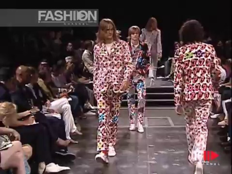 "Comme Des Garcons" Spring Summer 2006 Menswear Paris 1 of 3 by Fashion Channel