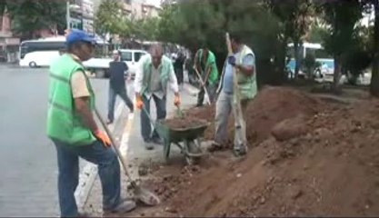 BURMA CAMİİ PARKI YENİLENİYOR