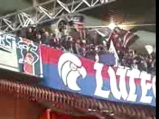 Tous les drapeaux Parisiens