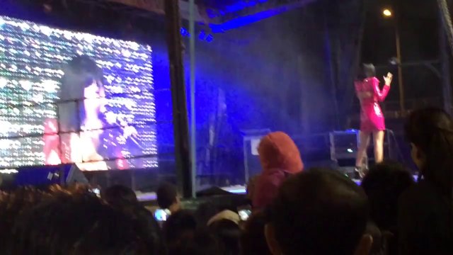 Dami Im - Super Love - MOON FESTIVAL 2014