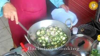 Achaari Karela (Pickle Flavoured Bitter Gourd)