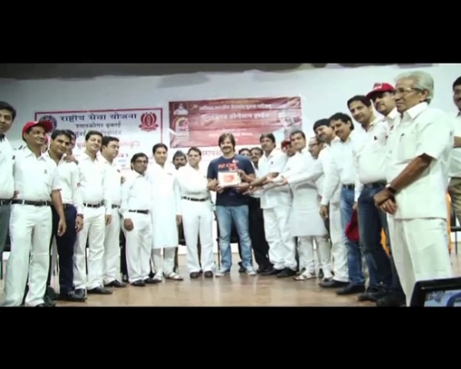 Narendra Modi praises Vivek Oberoi