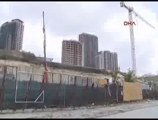 Binlerce inşaat işçisi isyan etti I www.halkinhabercisi.com