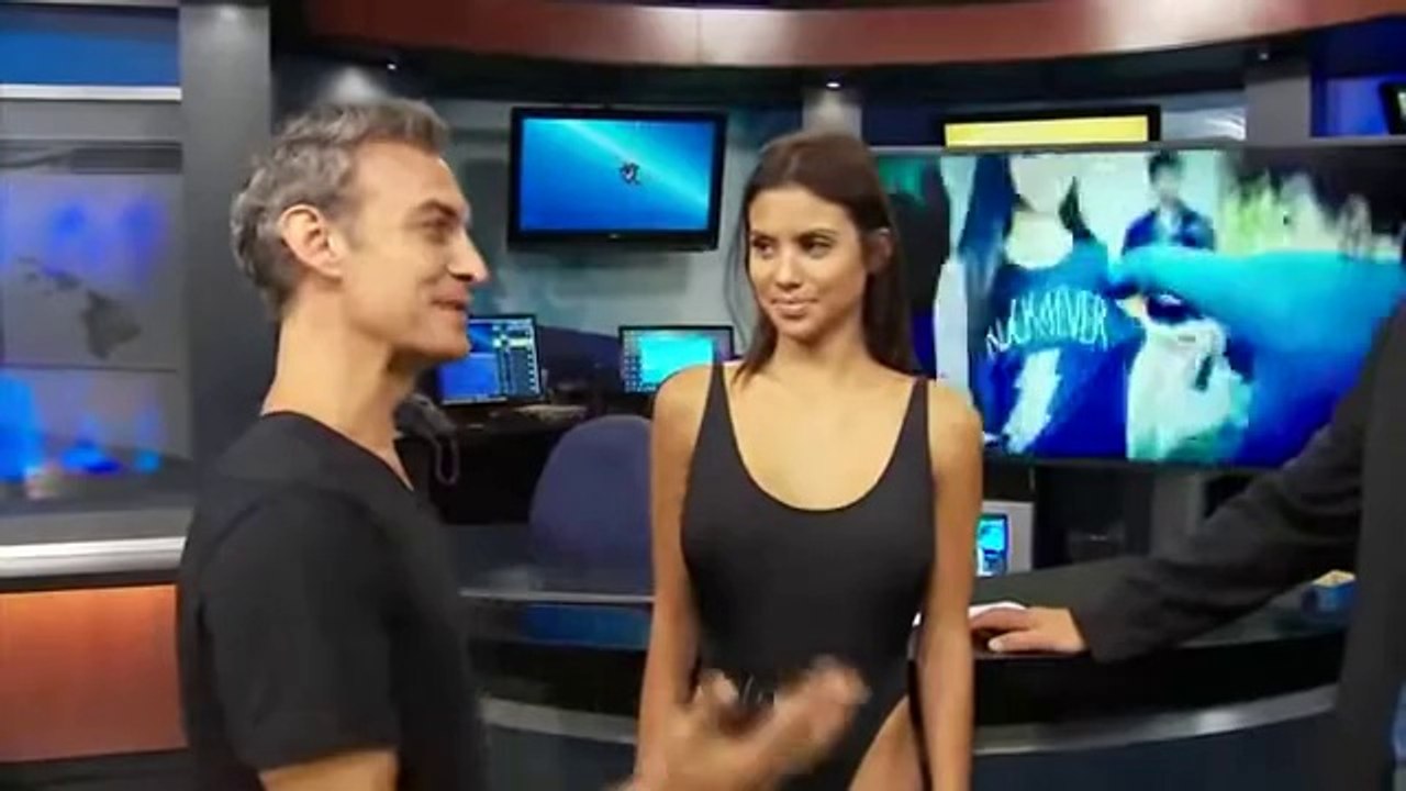 Watch This Guy Cut Up Miss Hawaii's Swimsuit On TV News 9GAG tv