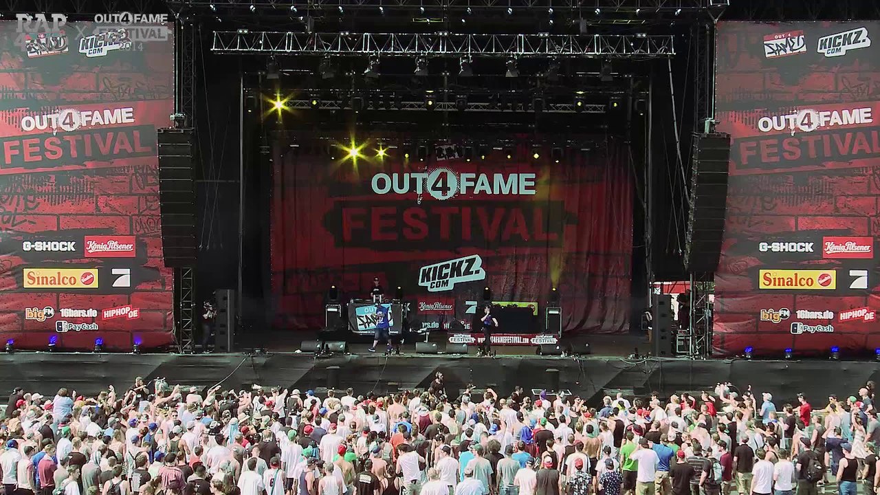 Laas Unltd. - Gladiator - LIVE at the Out4Fame Festival 2014 - RAP4AID