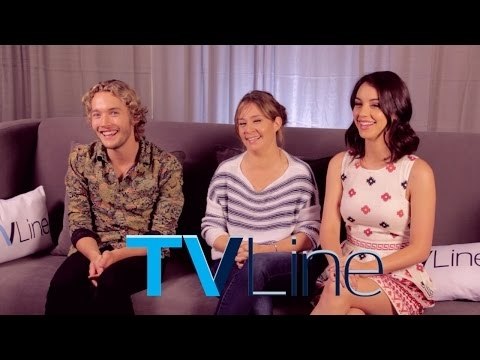 Reign Cast Interview at Comic-Con 2014 - TVLine