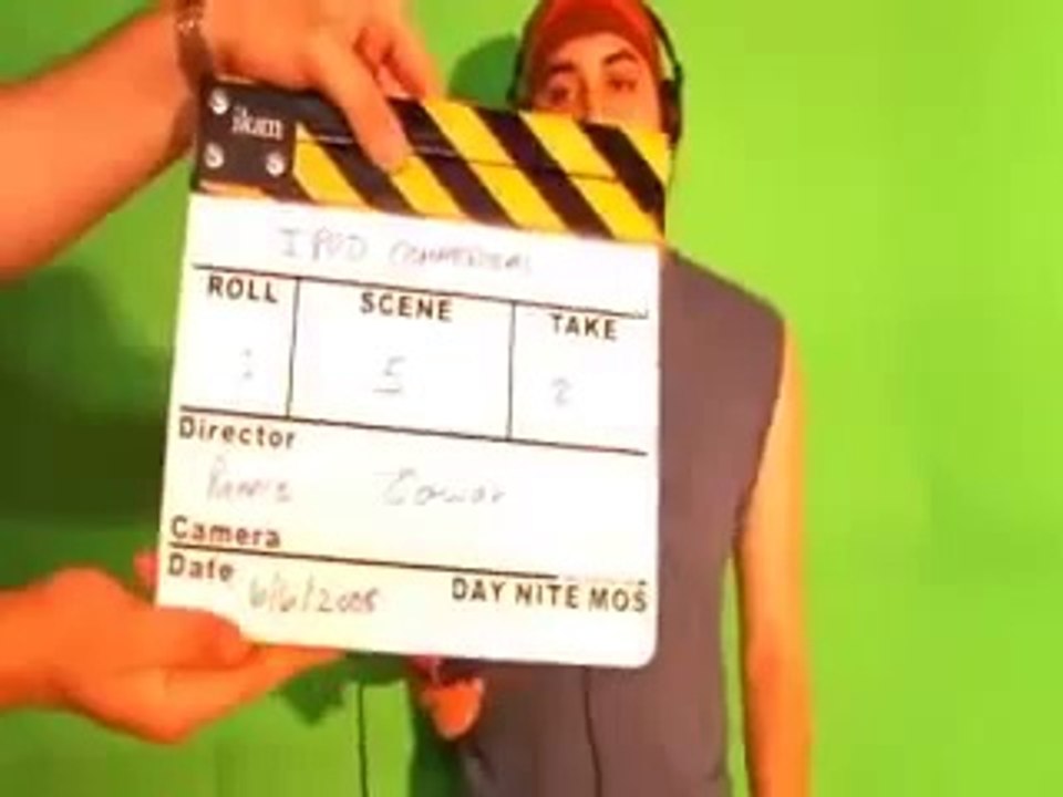 GREEN SCREEN clip during the shooting of the IPOD commercial directed by RENNIE COWAN.