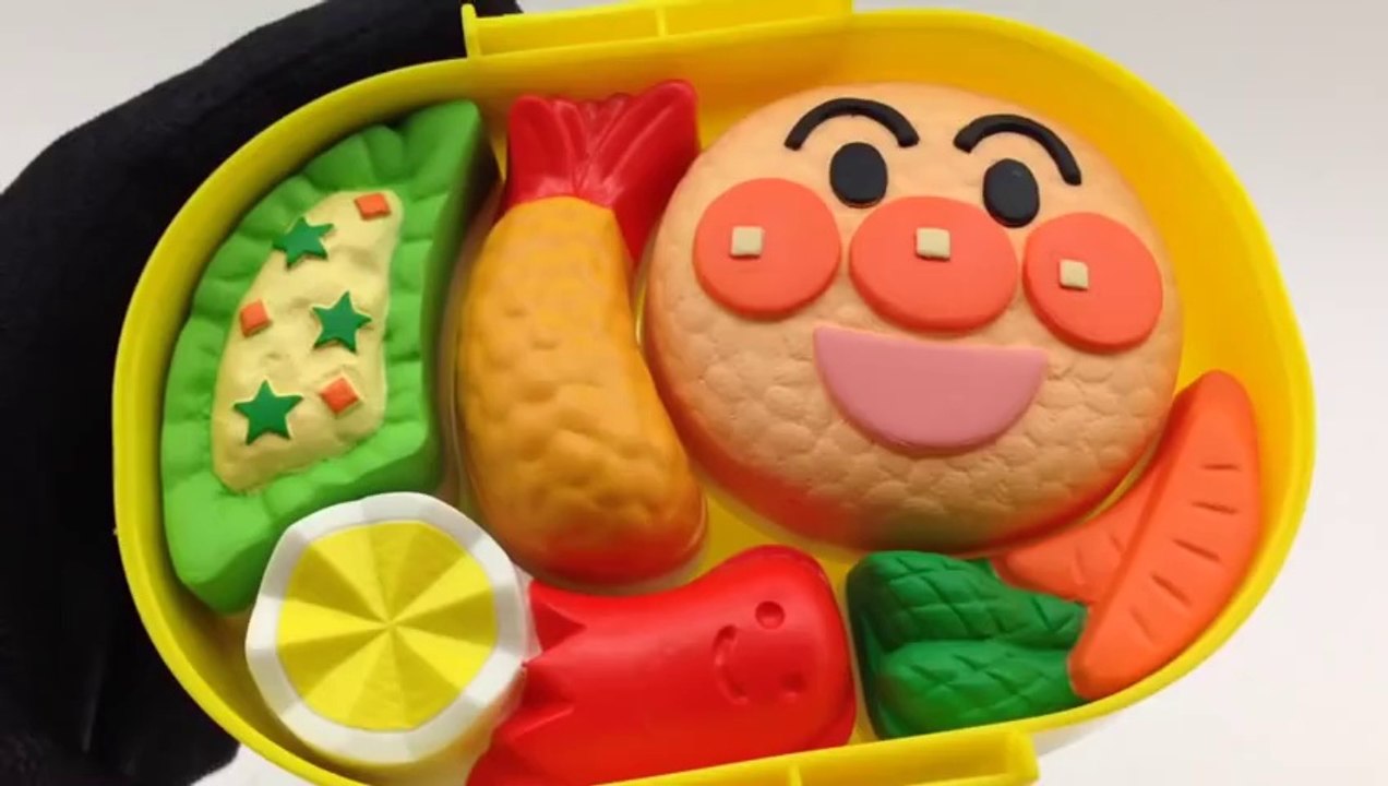 【おもちゃ】 キャラ弁だいすき アンパンマンのエビフライ弁当 Anpanman ｋｙａｒａｂｅｎ Fried shrimp lunch