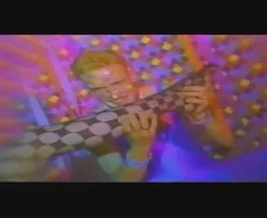 Qircles - (16mm) Shot and Directed by RENNIE COWAN