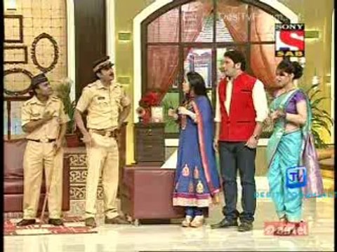 Tu Mere Agal Bagal Hai 8th September 2014 Video Watch Online pt2